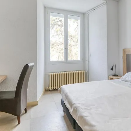 Logis Belledonne 아파트호텔 2*