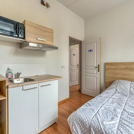 Logis Belledonne Aparthotel Arvillard