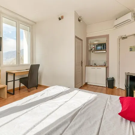 Logis Belledonne Lejlighedshotel