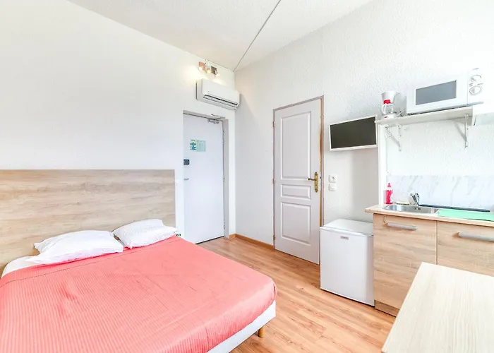 Logis Belledonne 2*